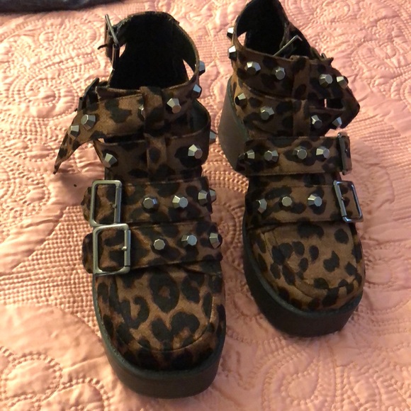 ASOS cheetah sandals SOLD! ❣️ - Picture 3 of 4